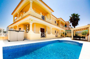 Villa Alice - Free Wifi & Air co & Swimming pool - by bedzy